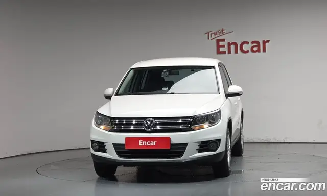 Volkswagen Tiguan 2014 2.0 автомат (гидро), миниатюра 3