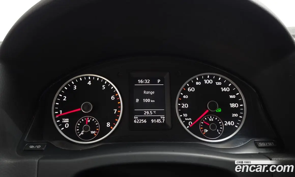 Volkswagen Tiguan 2014 2.0 автомат (гидро), фото 8