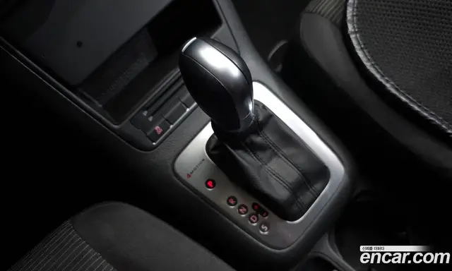 Volkswagen Tiguan 2014 2.0 автомат (гидро), миниатюра 9