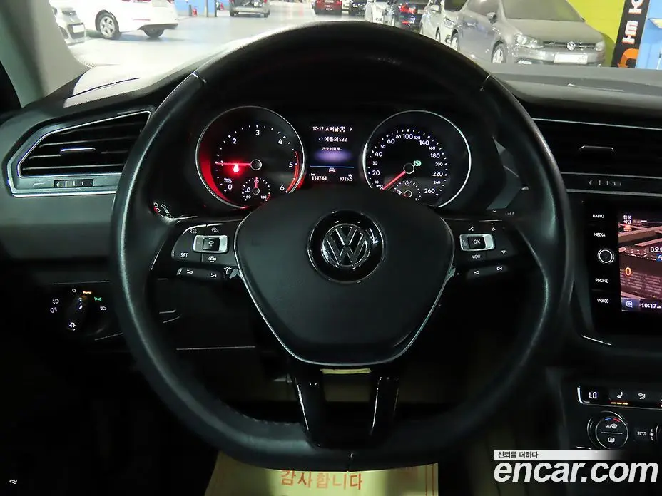 Volkswagen Tiguan 2020 2.0 автомат (гидро), фото 14