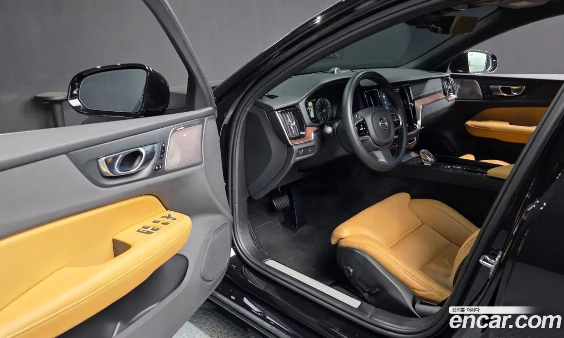 Volvo S60 2021 2.0 автомат (гидро), фото 13