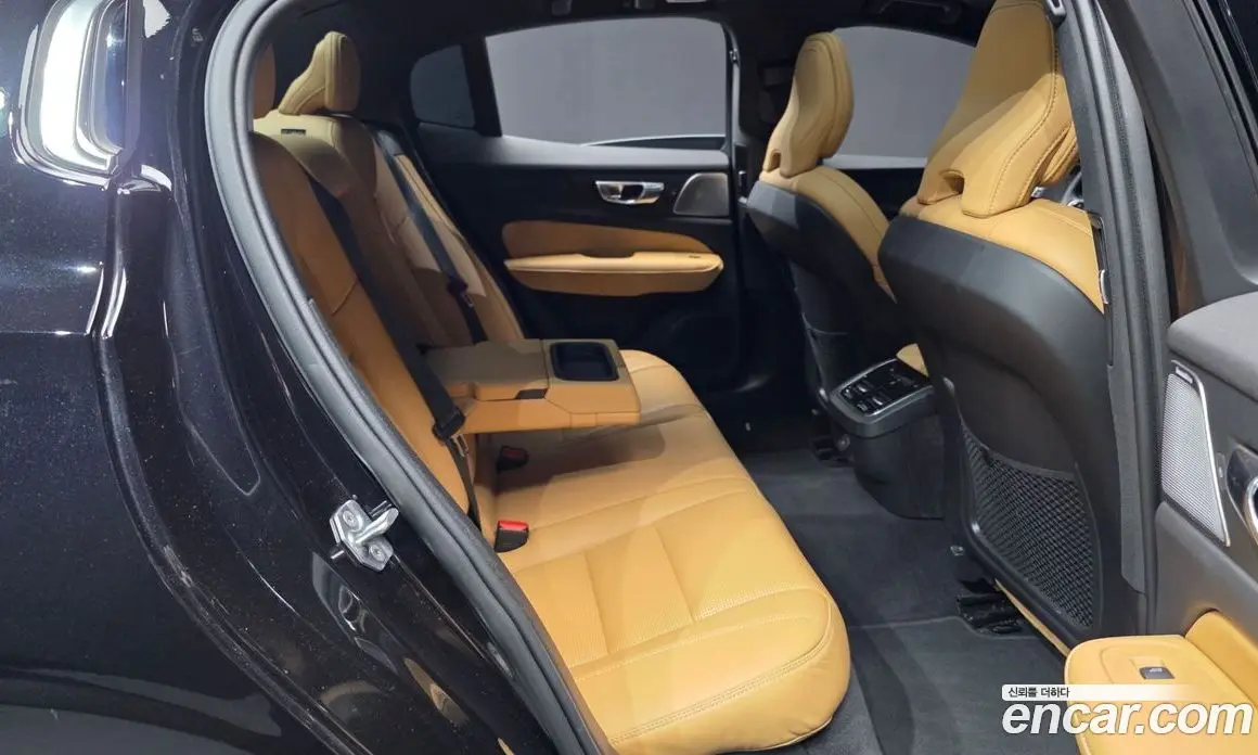 Volvo S60 2021 2.0 автомат (гидро), фото 18