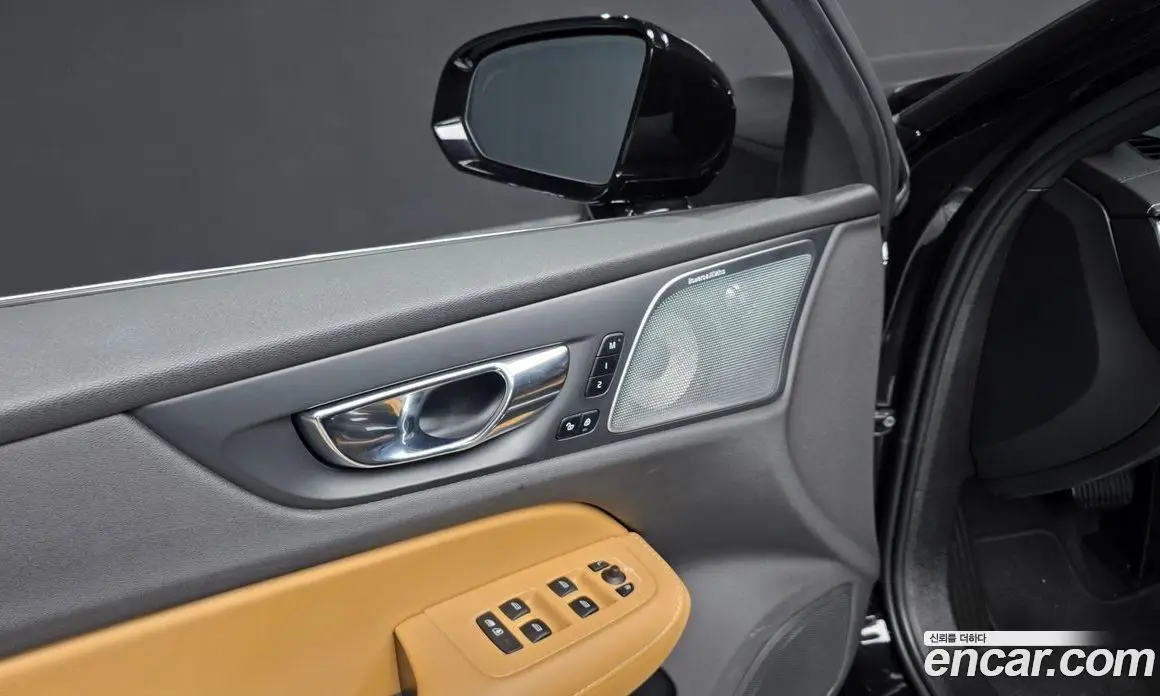 Volvo S60 2021 2.0 автомат (гидро), фото 38