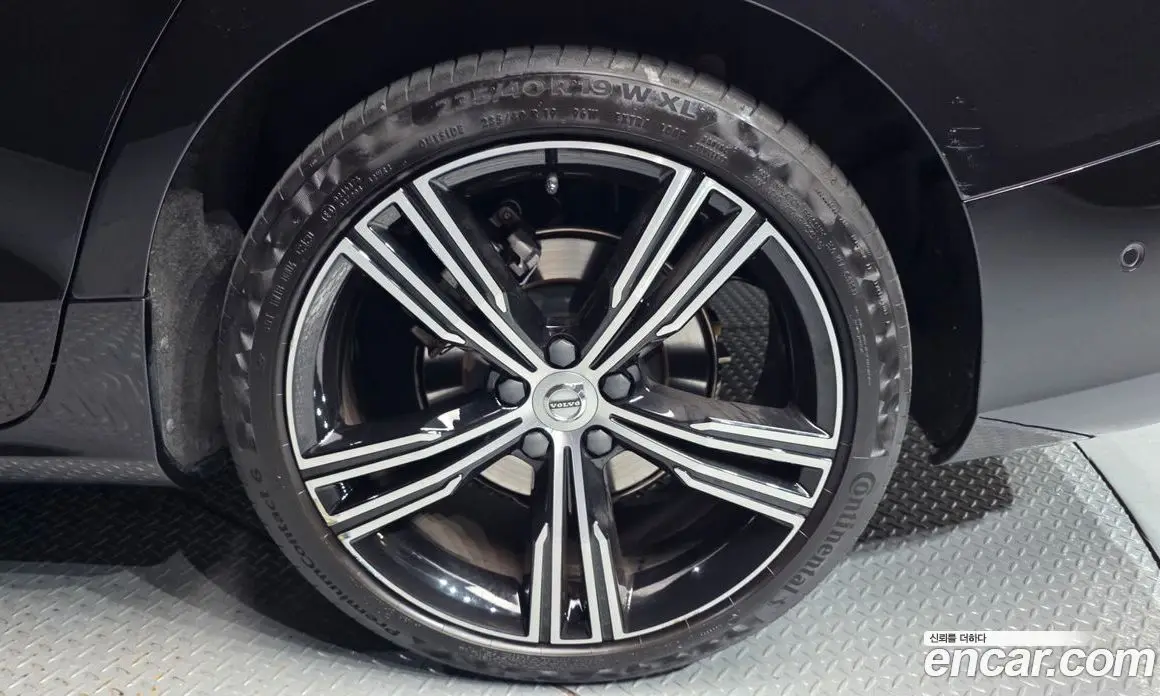 Volvo S60 2021 2.0 автомат (гидро), фото 7