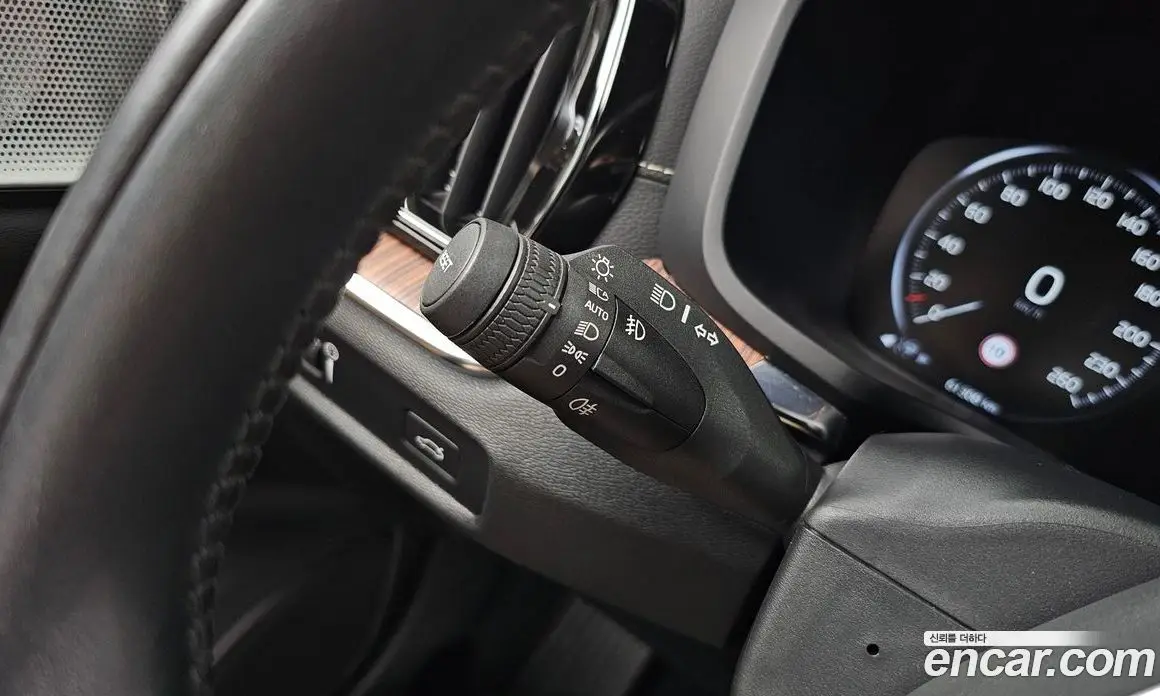 Volvo S60 2021 2.0 автомат (гидро), фото 37