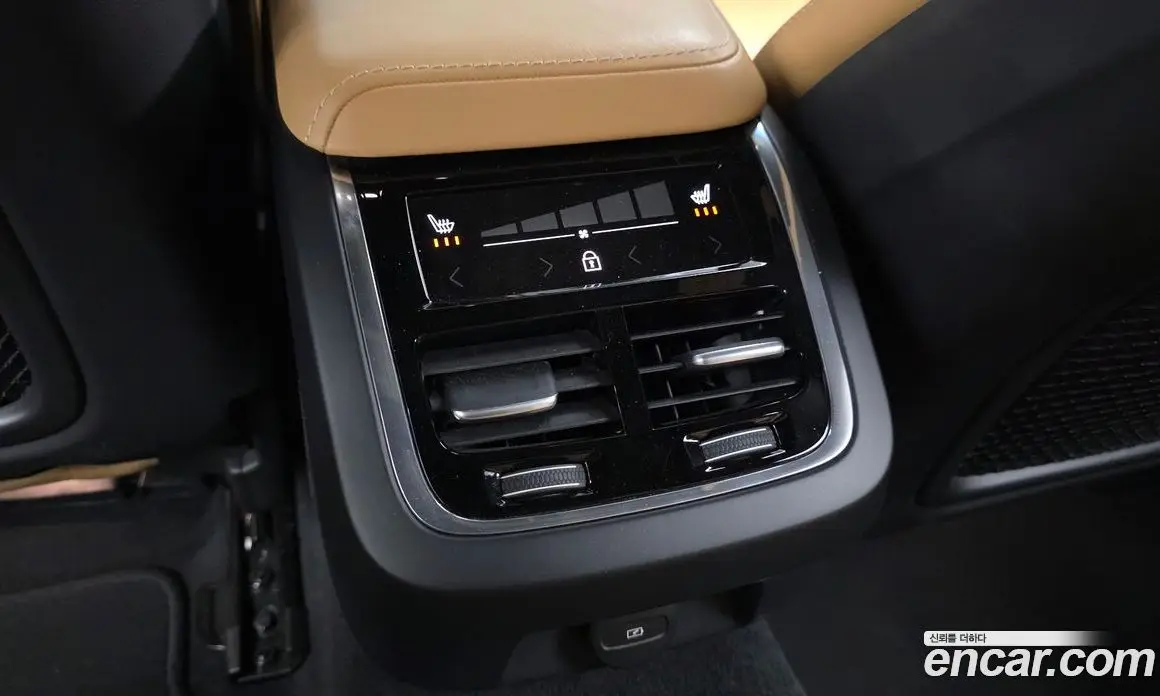 Volvo V60 2020 2.0 автомат (гидро), фото 24