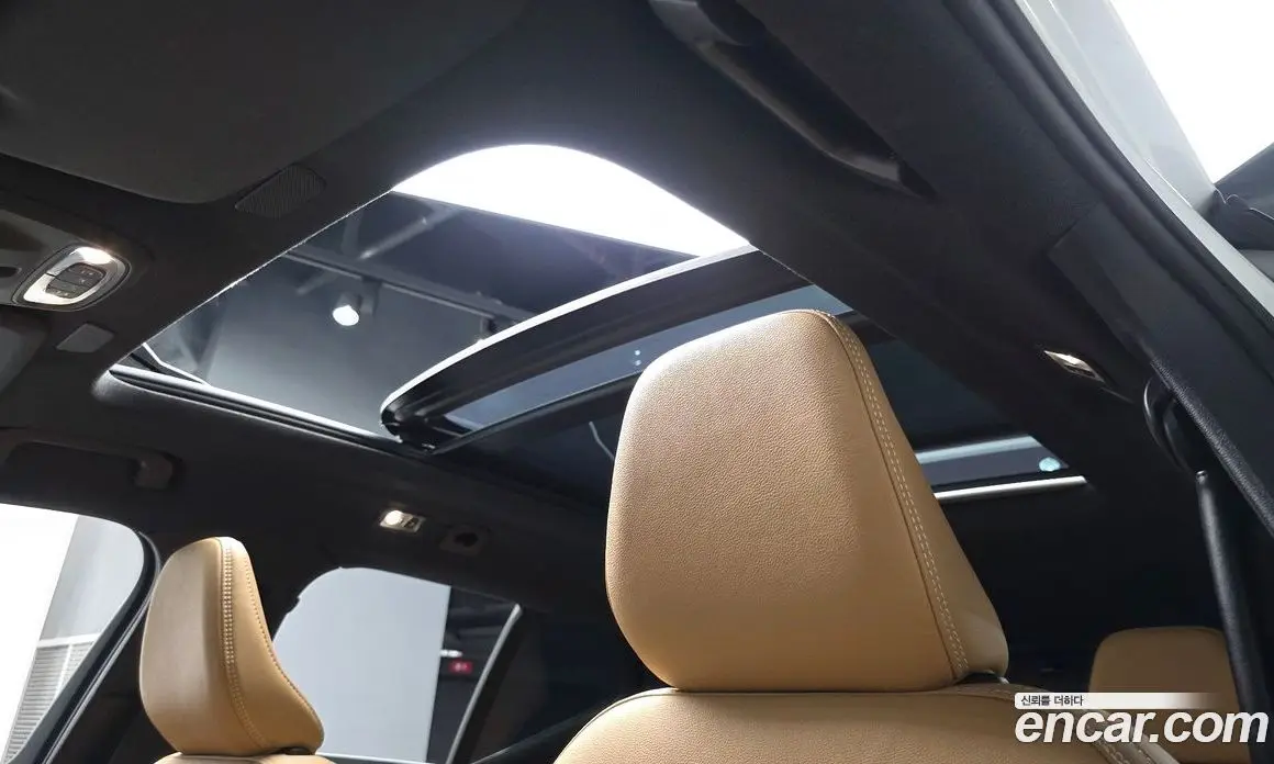 Volvo XC40 2022 2.0 автомат (гидро), фото 20