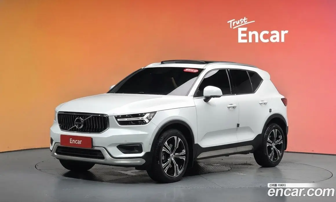 Volvo XC40 2022 2.0 автомат (гидро), фото 33