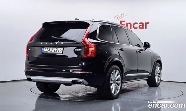 Volvo XC90 2016 2.0 автомат (гидро), миниатюра 2