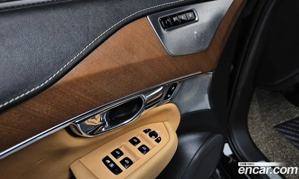 Volvo XC90 2016 2.0 автомат (гидро), фото 18