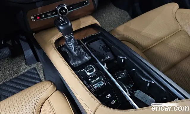 Volvo XC90 2016 2.0 автомат (гидро), миниатюра 9
