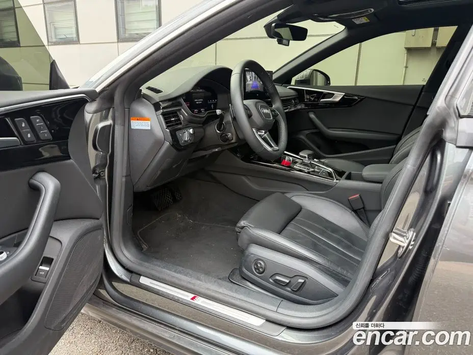 Audi A5 2022 2.0 автомат (гидро), фото 9