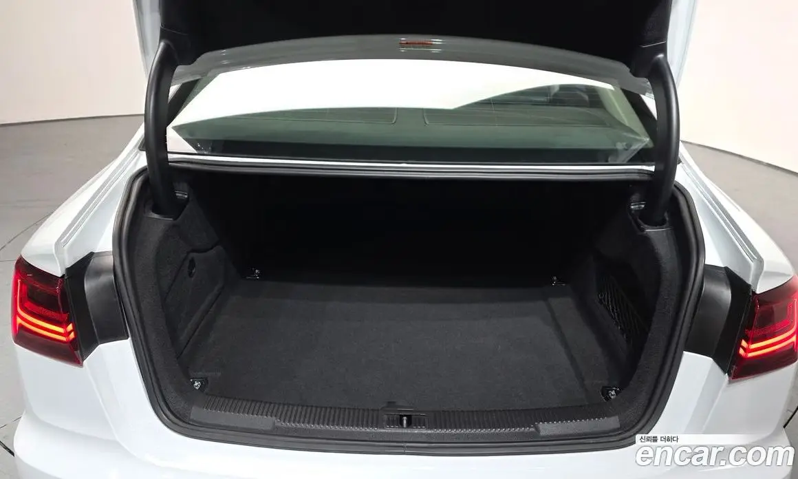 Audi A6 2015 2.0 автомат (гидро), фото 20 Audi A6 2015 2.0 автомат (гидро), фото 20