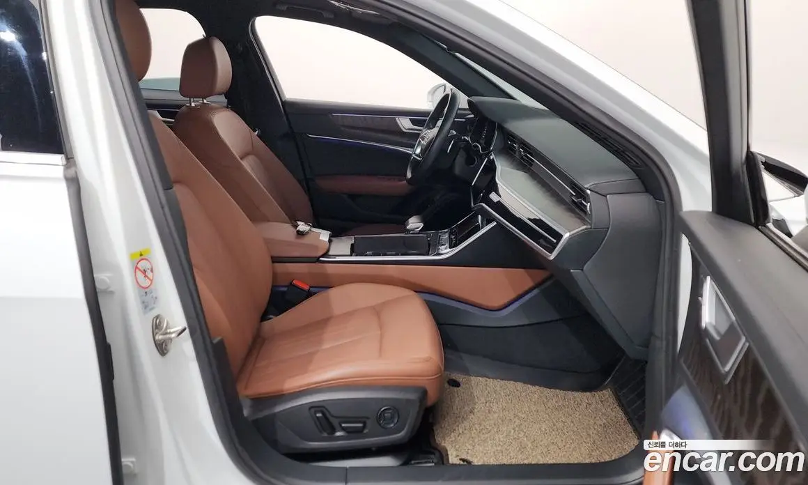 Audi A6 2022 2.0 автомат (гидро), фото 16