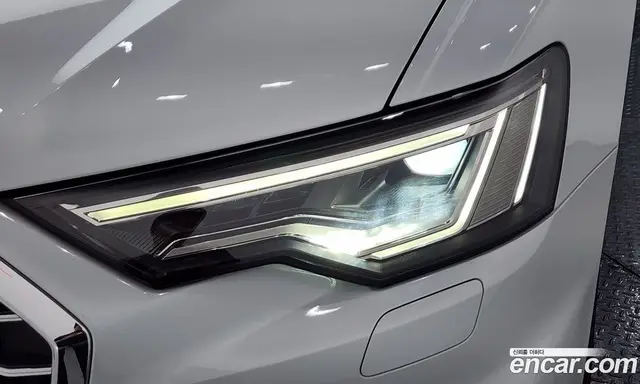 Audi A6 2022 2.0 автомат (гидро), миниатюра 8