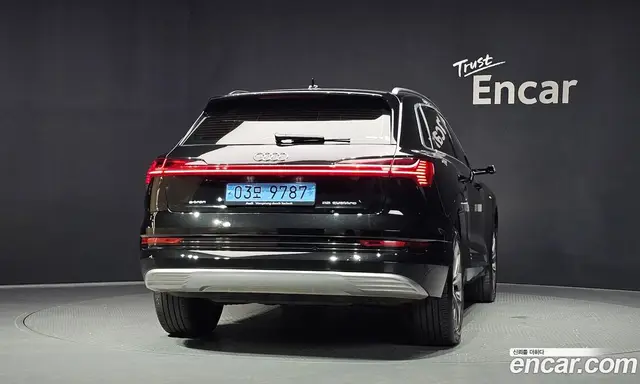 Audi e-tron 2021 0.2 автомат (гидро), миниатюра 4