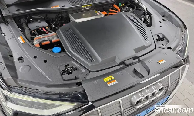 Audi e-tron 2021 0.2 автомат (гидро), миниатюра 6