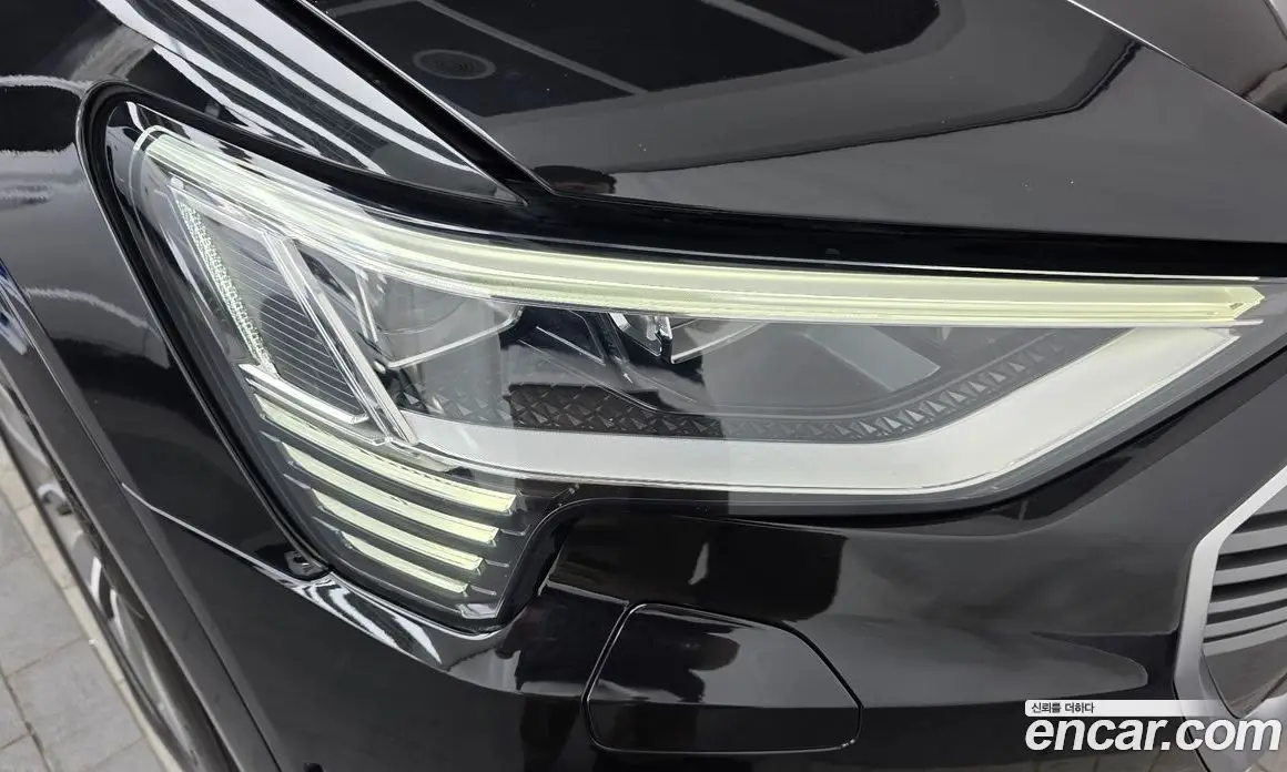 Audi e-tron 2021 0.2 автомат (гидро), фото 8