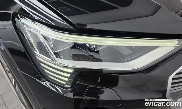 Audi e-tron 2021 0.2 автомат (гидро), миниатюра 8