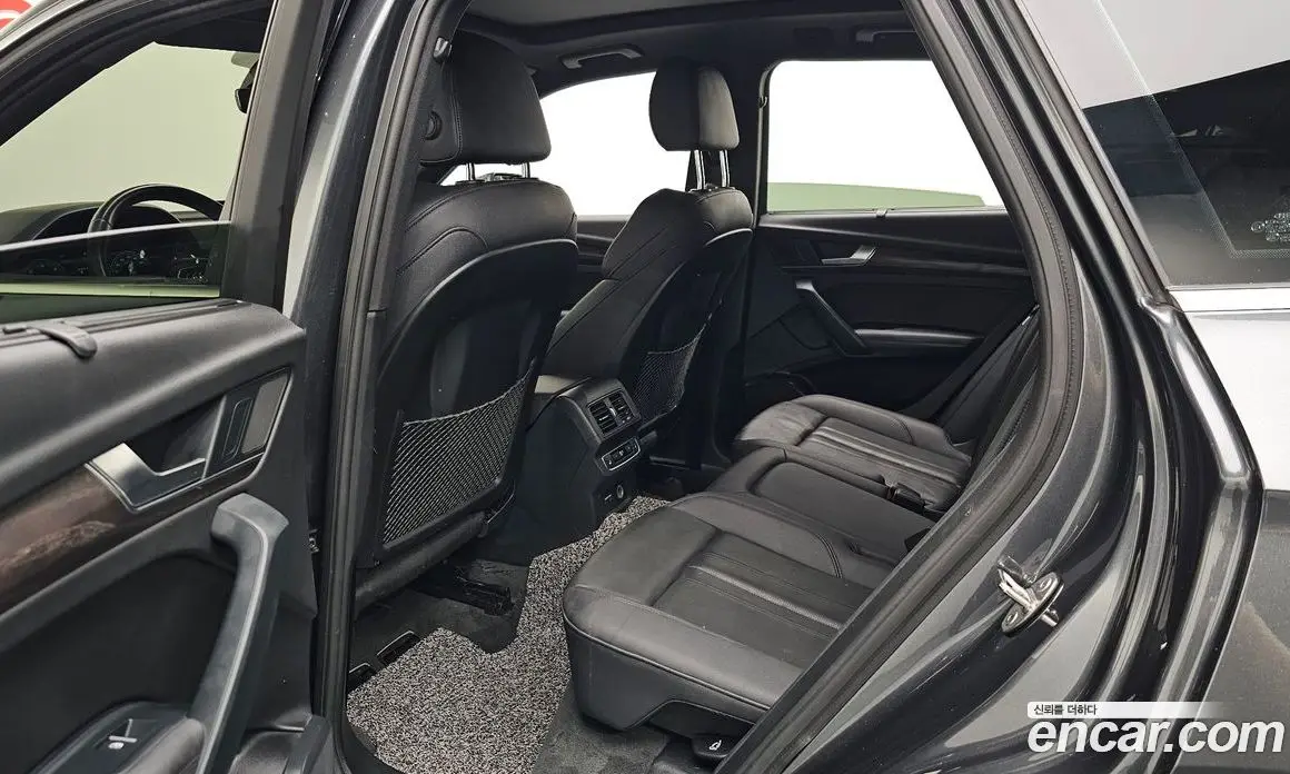 Audi Q5 2023 2.0 автомат (гидро), фото 16
