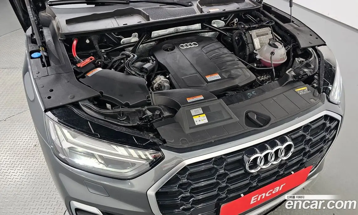 Audi Q5 2023 2.0 автомат (гидро), фото 6