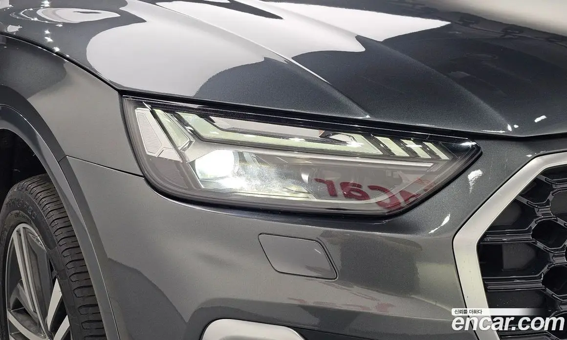 Audi Q5 2023 2.0 автомат (гидро), фото 8