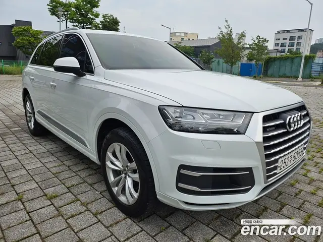 Audi Q7 2019 2.0 автомат (гидро), миниатюра 2