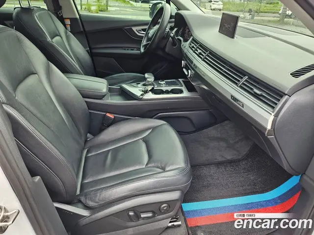 Audi Q7 2019 2.0 автомат (гидро), миниатюра 11