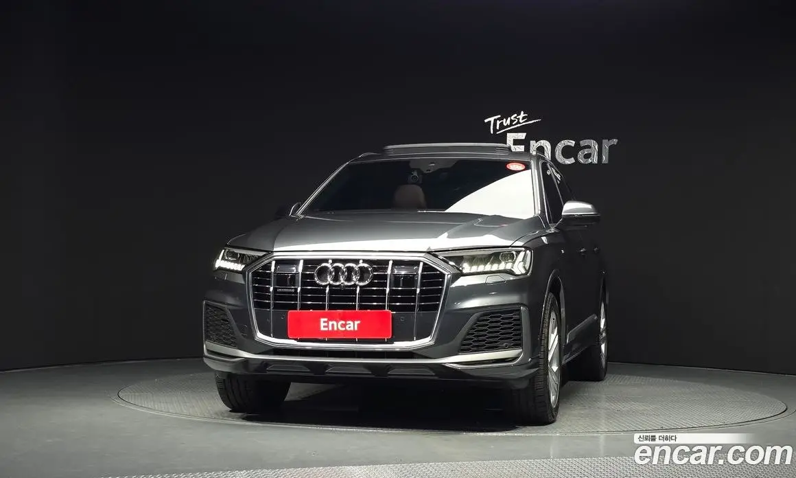 Audi Q7 2021 3.0 автомат (гидро), фото 3