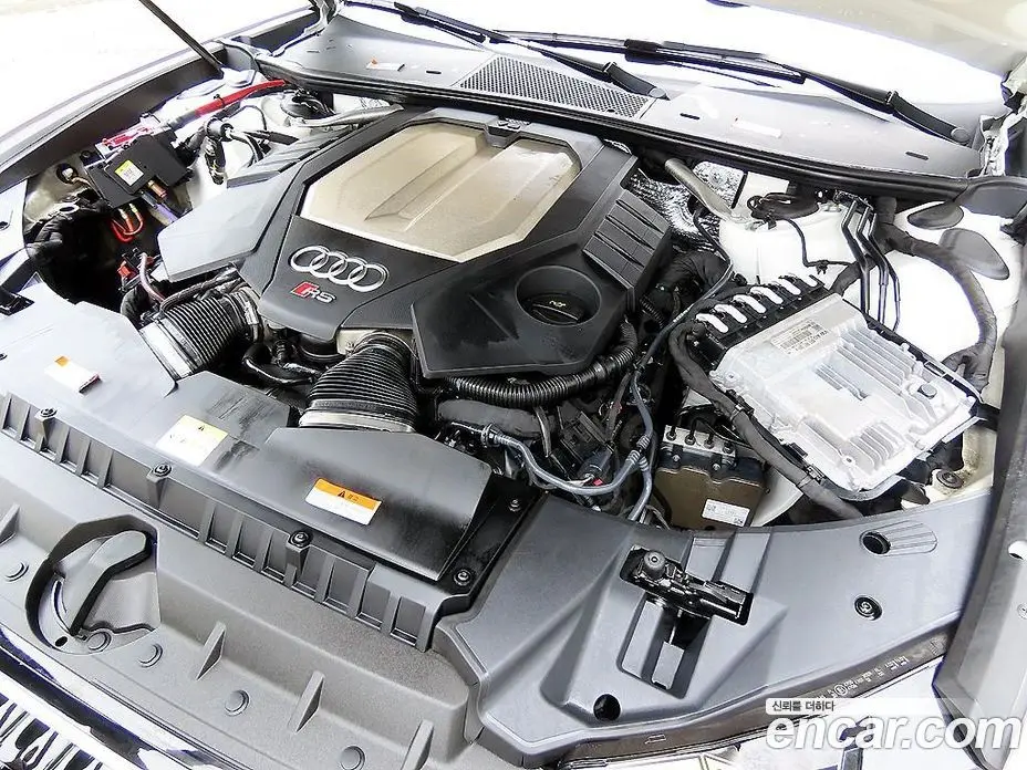 Audi RS6 2021 4.0 автомат (гидро), фото 19