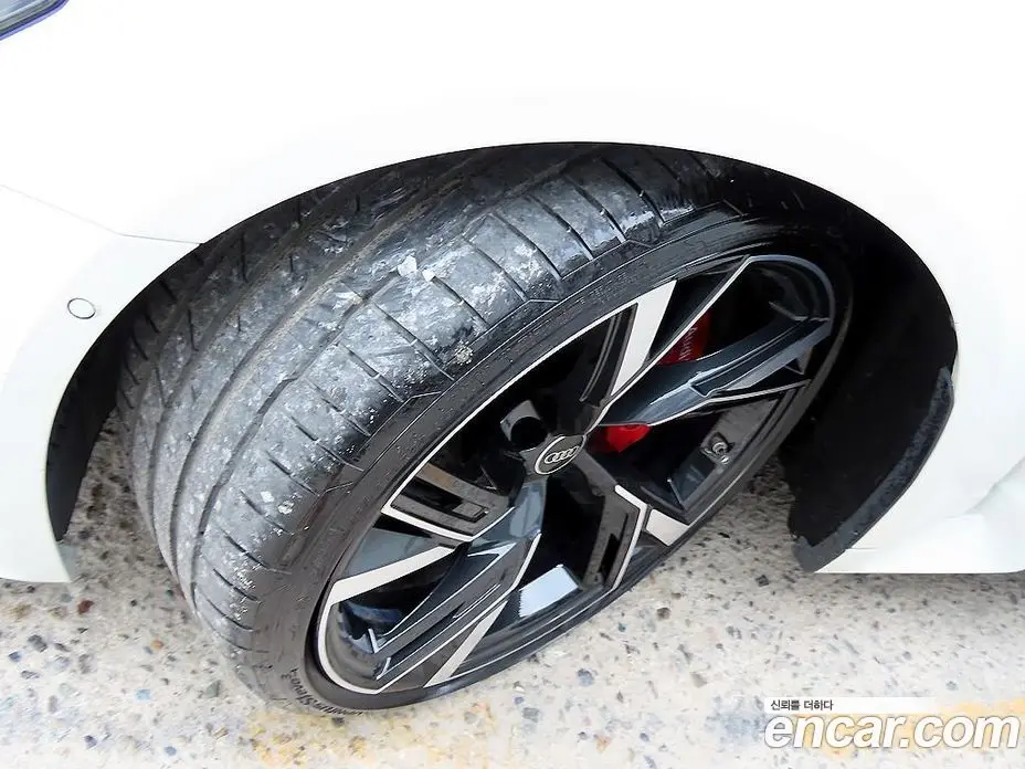 Audi RS6 2021 4.0 автомат (гидро), фото 20