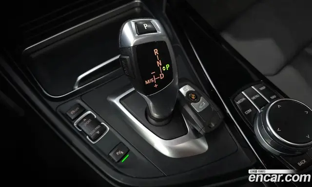 BMW 3 серия 2017 2.0 автомат (гидро), миниатюра 12