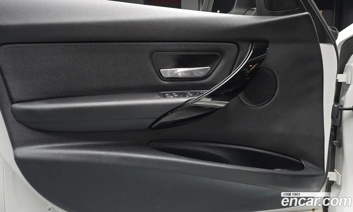 BMW 3 серия 2017 2.0 автомат (гидро), фото 14