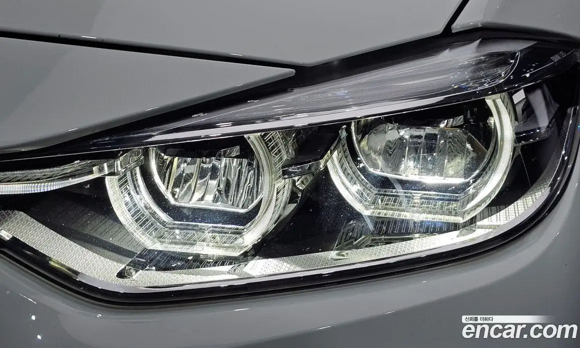 BMW 3 серия 2017 2.0 автомат (гидро), фото 8