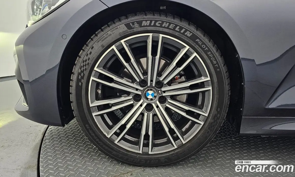 BMW 3 серия 2020 2.0 автомат (гидро), фото 5