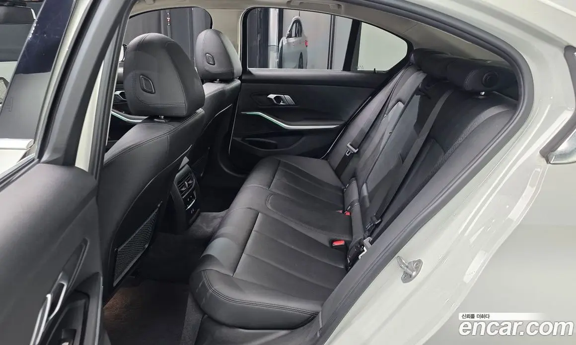 BMW 3 серия 2020 2.0 автомат (гидро), фото 17