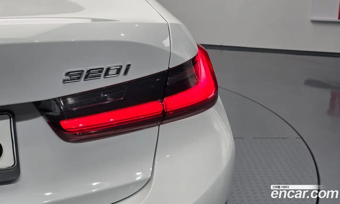 BMW 3 серия 2020 2.0 автомат (гидро), фото 8