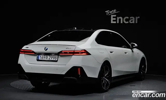 BMW 5 серия 2024 2.0 автомат (гидро), миниатюра 2