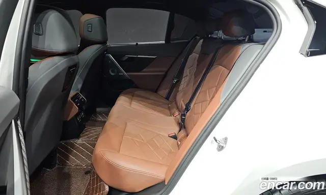 BMW 5 серия 2024 2.0 автомат (гидро), миниатюра 12