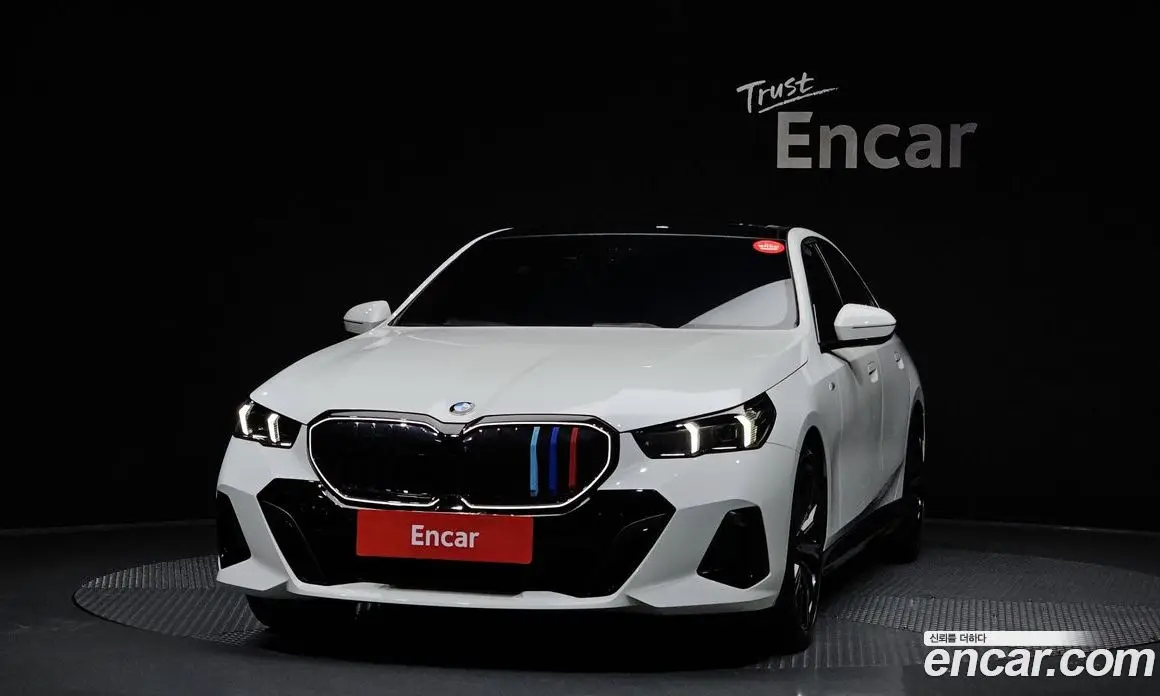 BMW 5 серия 2024 2.0 автомат (гидро), фото 3