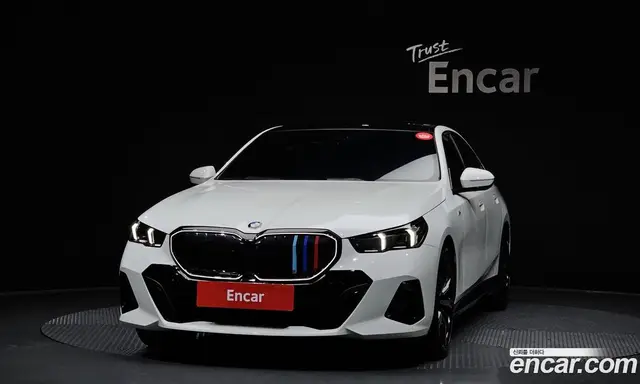 BMW 5 серия 2024 2.0 автомат (гидро), миниатюра 3