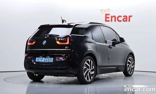 BMW i3 2018 автомат (гидро), миниатюра 2