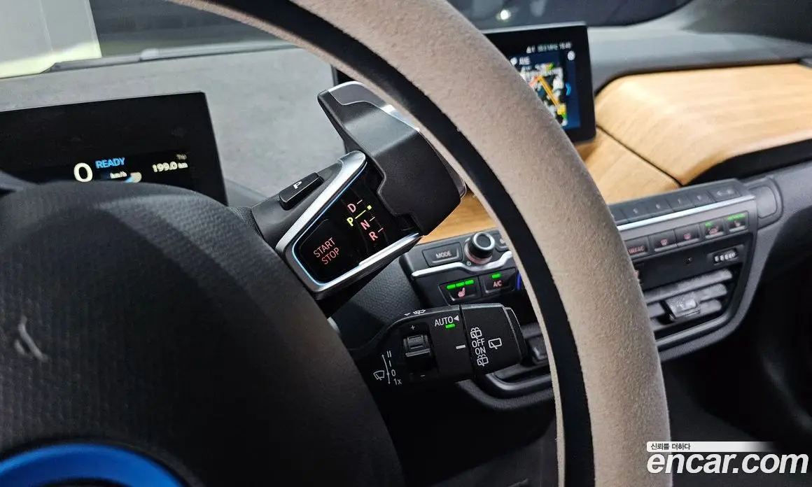 BMW i3 2018 автомат (гидро), фото 12
