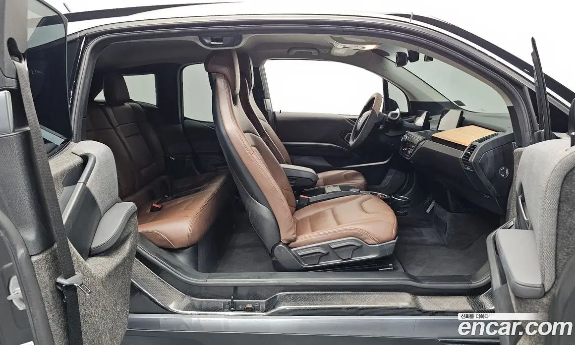 BMW i3 2018 автомат (гидро), фото 16