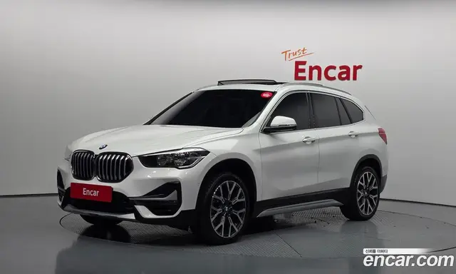 BMW X1 2022 2.0 автомат (гидро), миниатюра 1