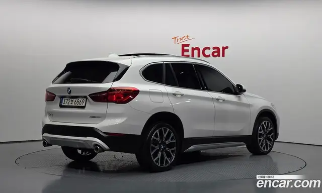 BMW X1 2022 2.0 автомат (гидро), миниатюра 2