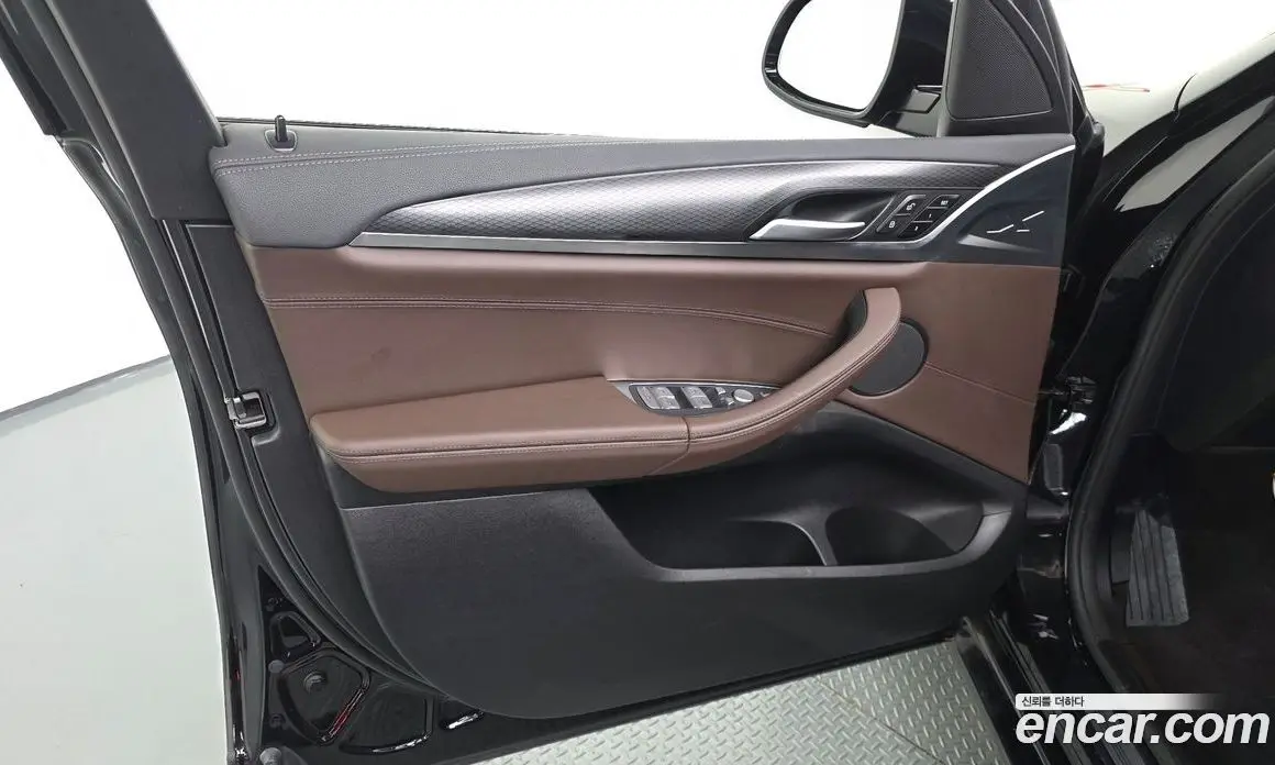 BMW X3 2024 2.0 автомат (гидро), фото 14