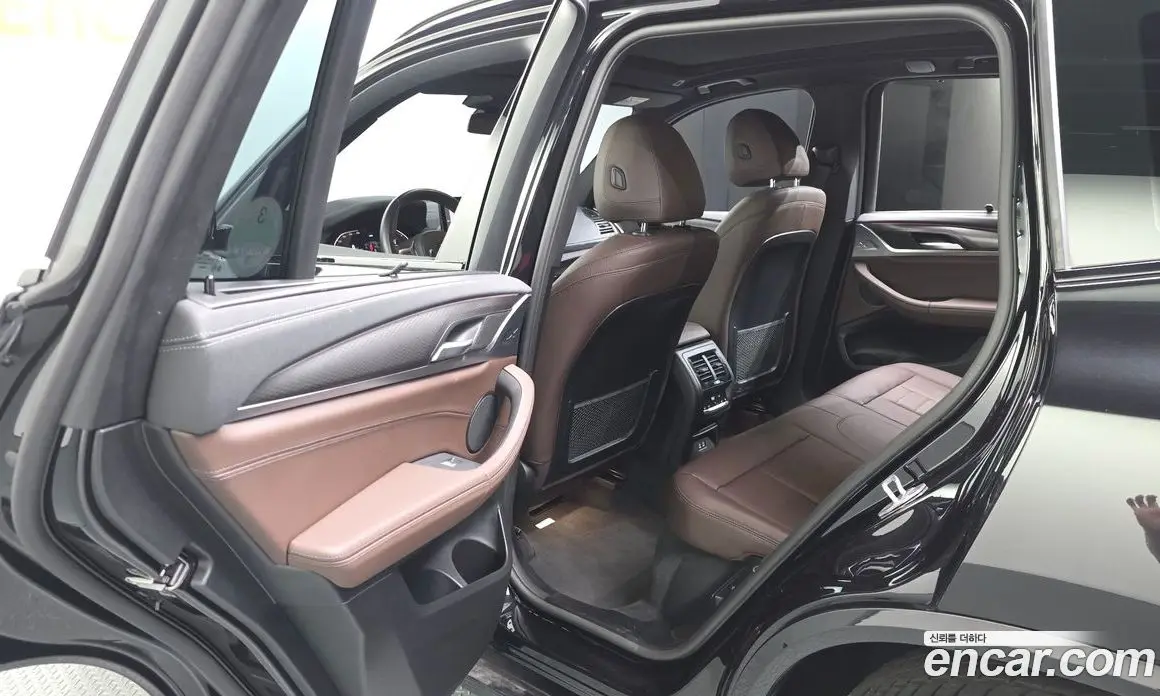 BMW X3 2024 2.0 автомат (гидро), фото 16