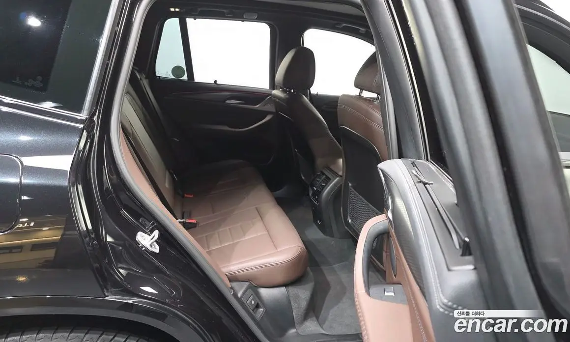 BMW X3 2024 2.0 автомат (гидро), фото 18