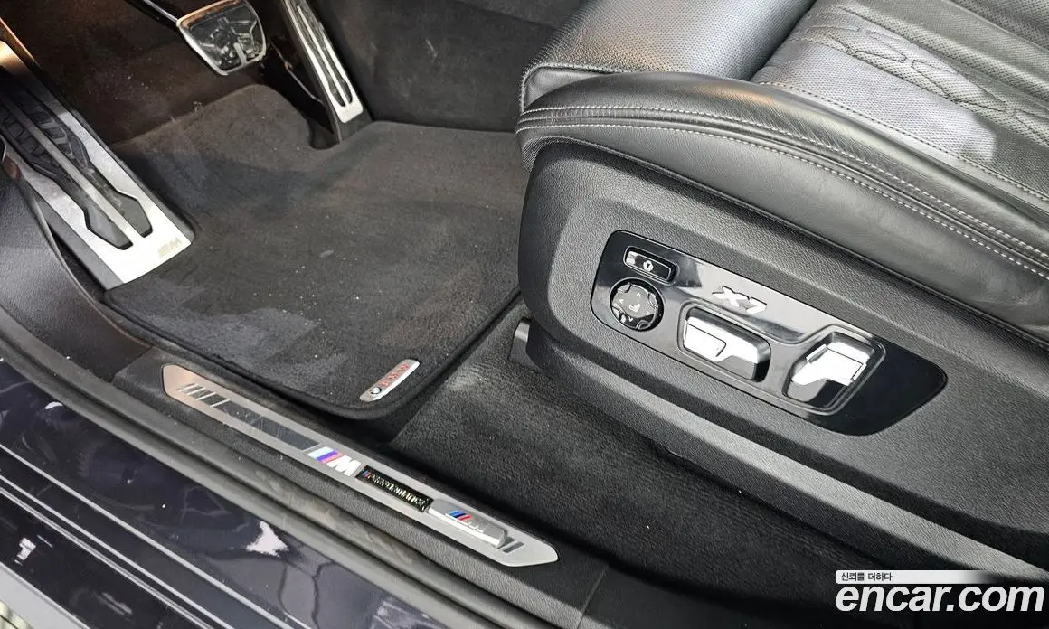BMW X7 2020 3.0 автомат (гидро), фото 17